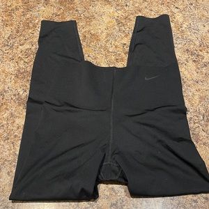 Nike high rise yoga leggings